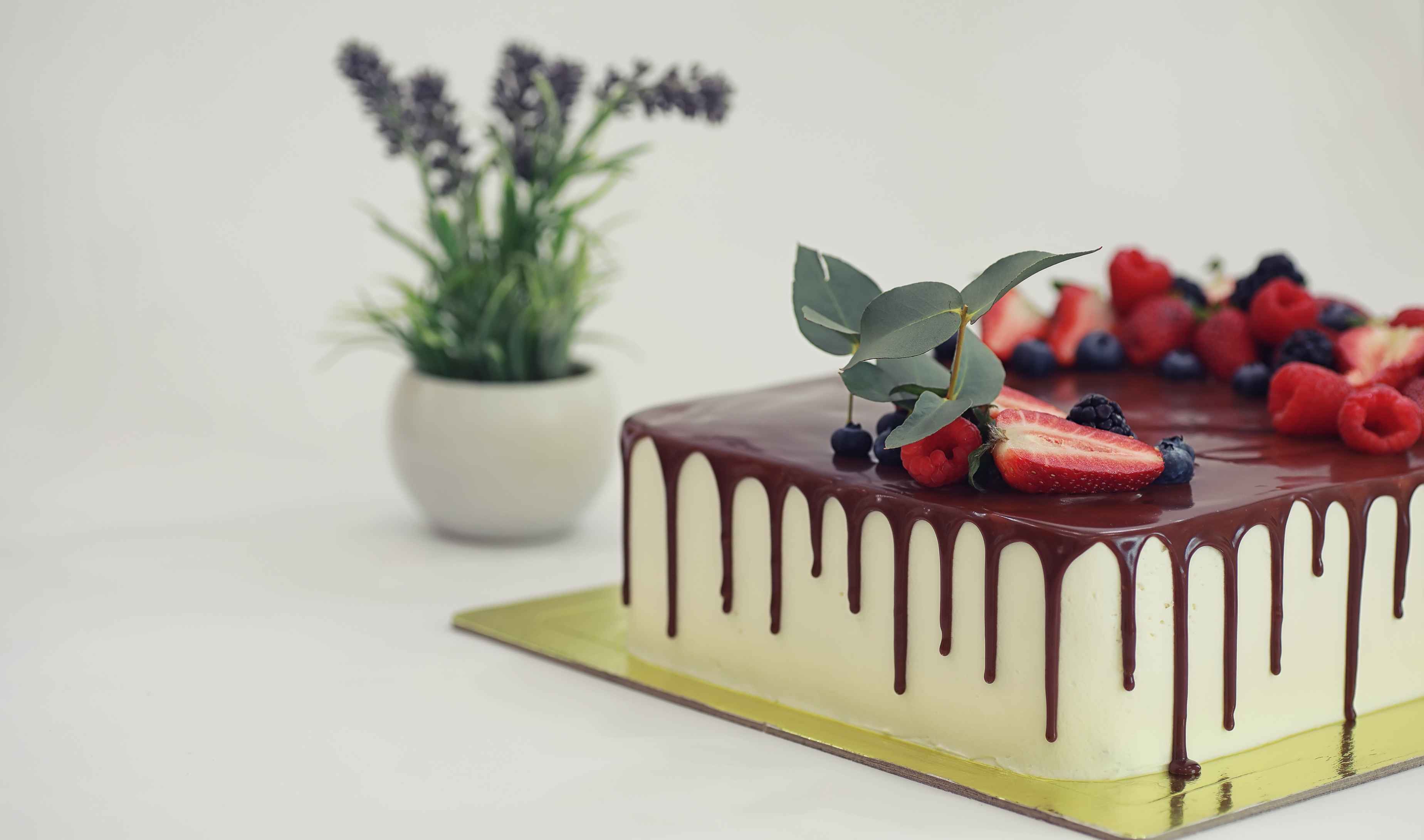 Why Our Customized Birthday Cakes Are Designed, Not Just Baked: